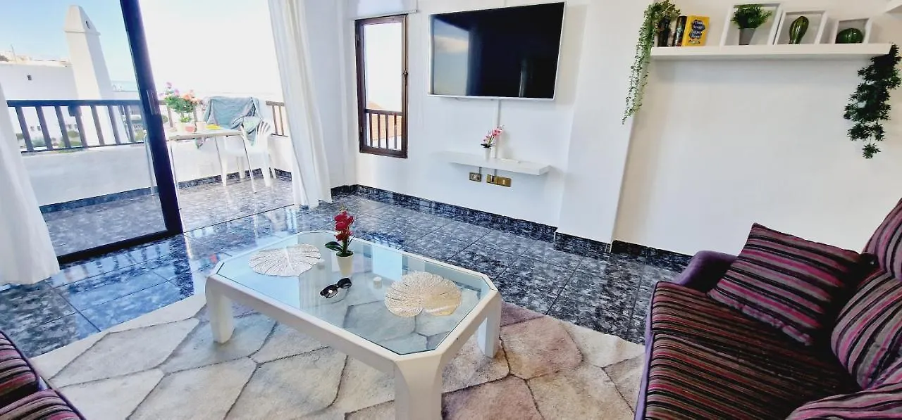Garajonay 3 Bedrooms Apartment, Ocean & Pool View Playa Feñabe 0*,  Španělsko