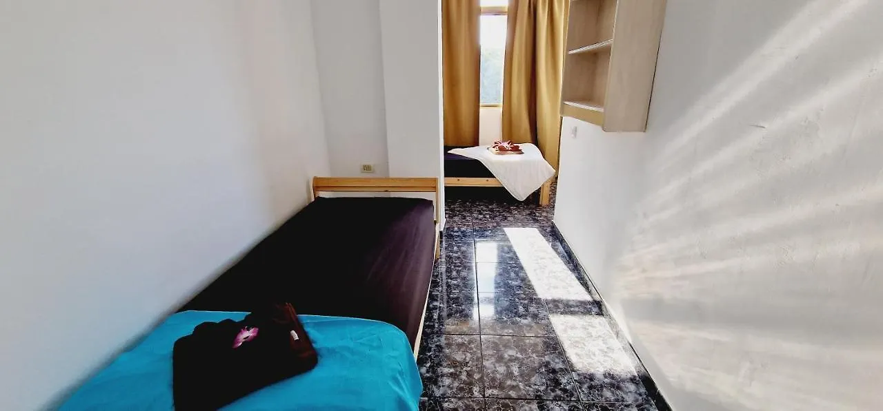 Prázdninový dům Garajonay 3 Bedrooms Apartment, Ocean & Pool View Playa Feñabe
